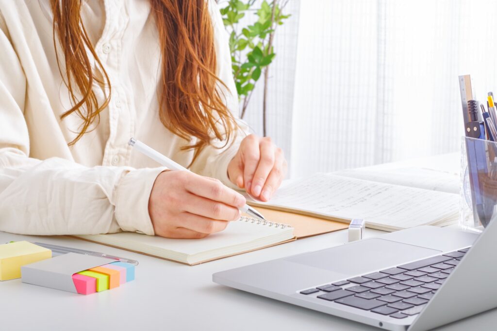 スクールで学習するイメージ